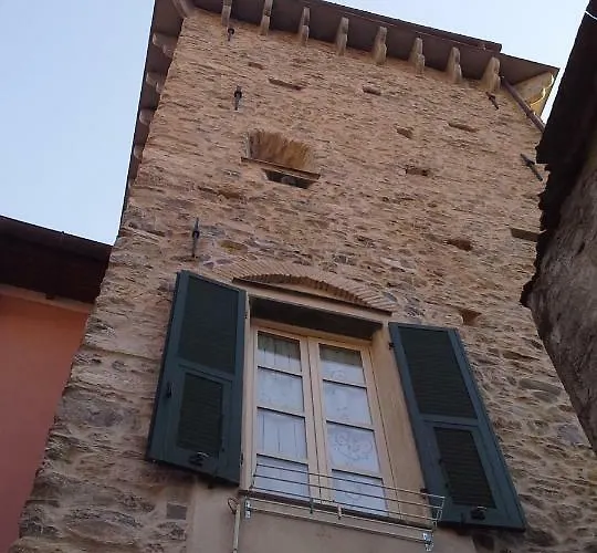 Casa Francesca Torre Saracena *
