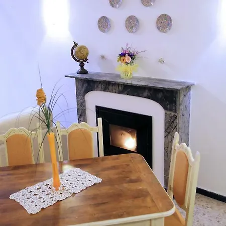 Apartamento Casa Francesca Torre Saracena