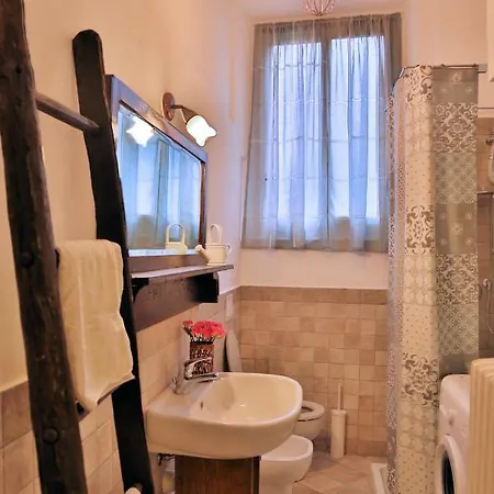 Casa Francesca Torre Saracena Dolcedo